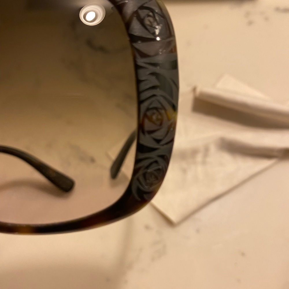 VALENTINO Sunglasses